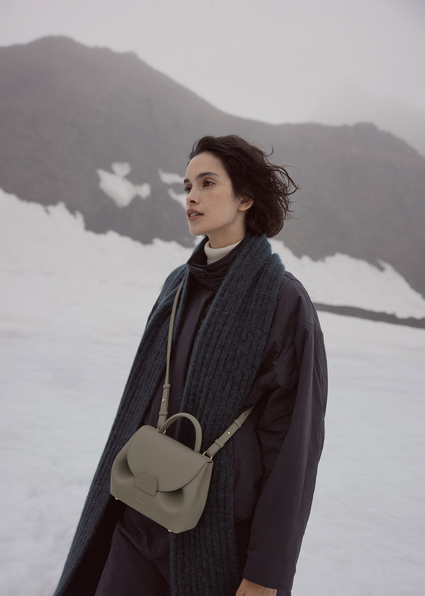 Numéro Un Nano – Olive Texturé