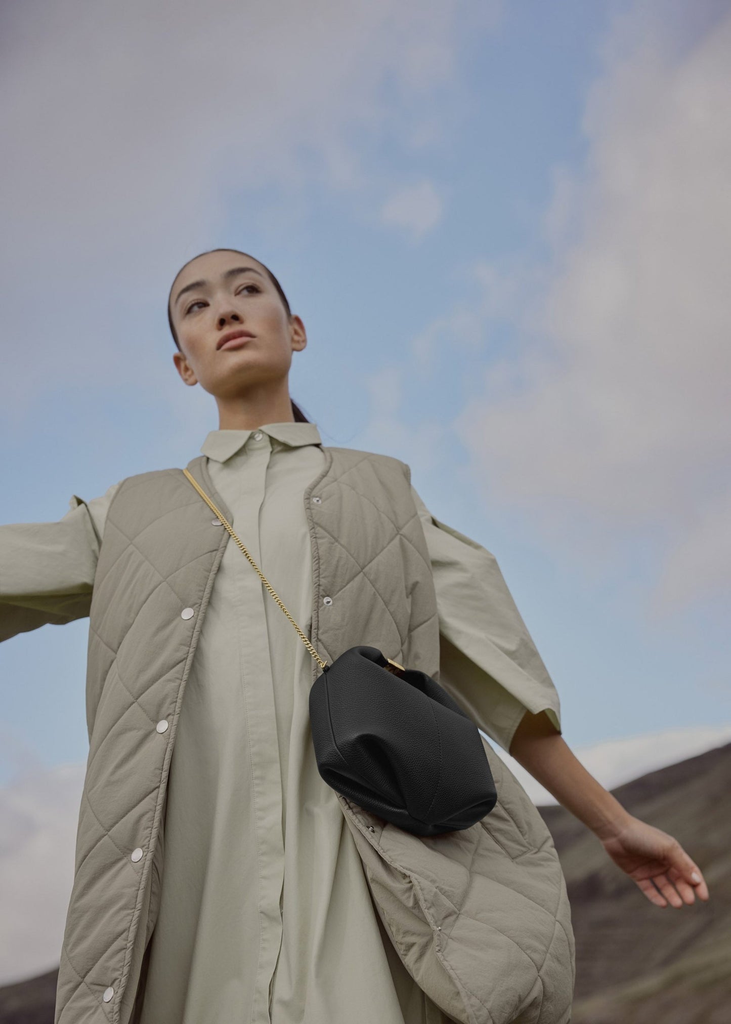 Béri – Chaîne noire texturée