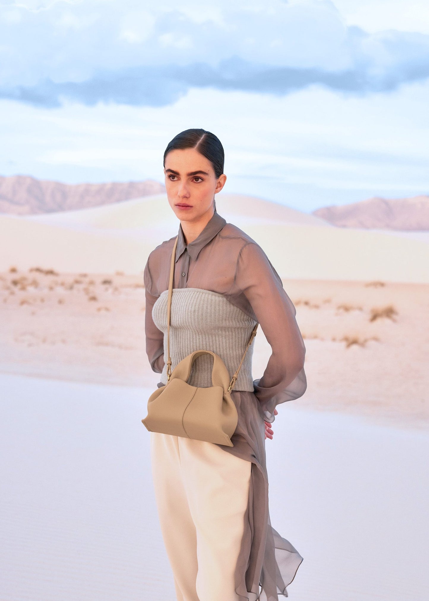 Numéro Neuf Mini – Beige Texturé