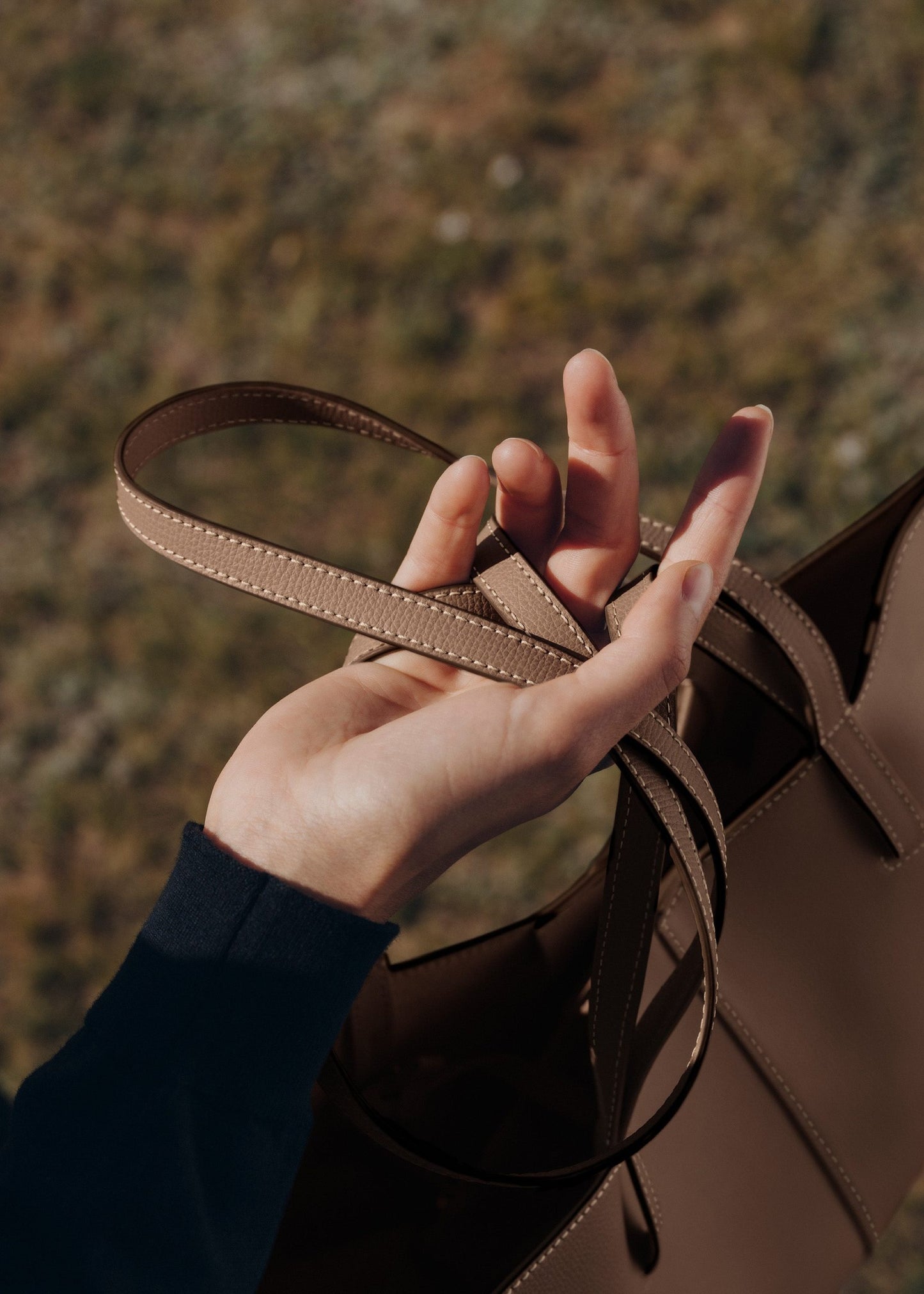 Sac Polène Cyme Mini en cuir racine texturé — Maroquinerie Polène Paris