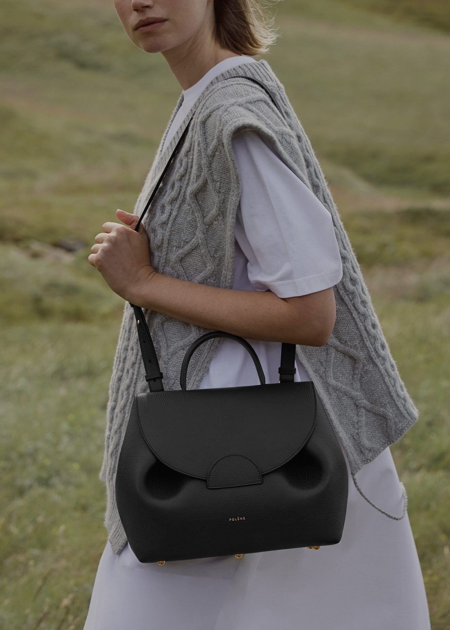 Numéro Un – Noir texturé