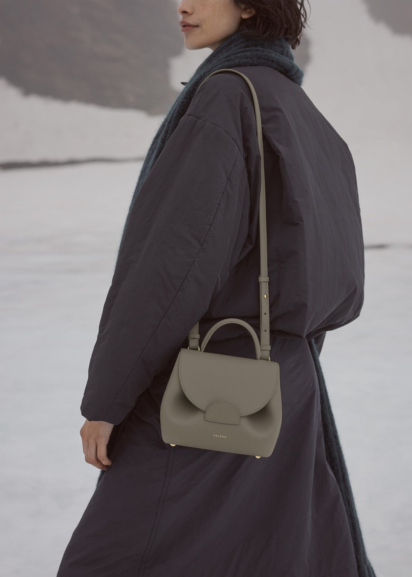 Numéro Un Nano – Olive Texturé