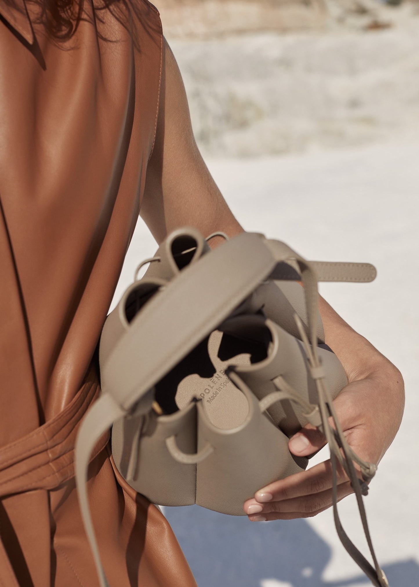 Numéro Huit – Taupe texturé