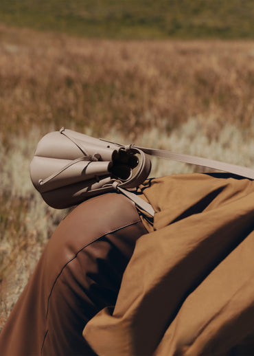 Numéro Huit Mini – Taupe Texturé