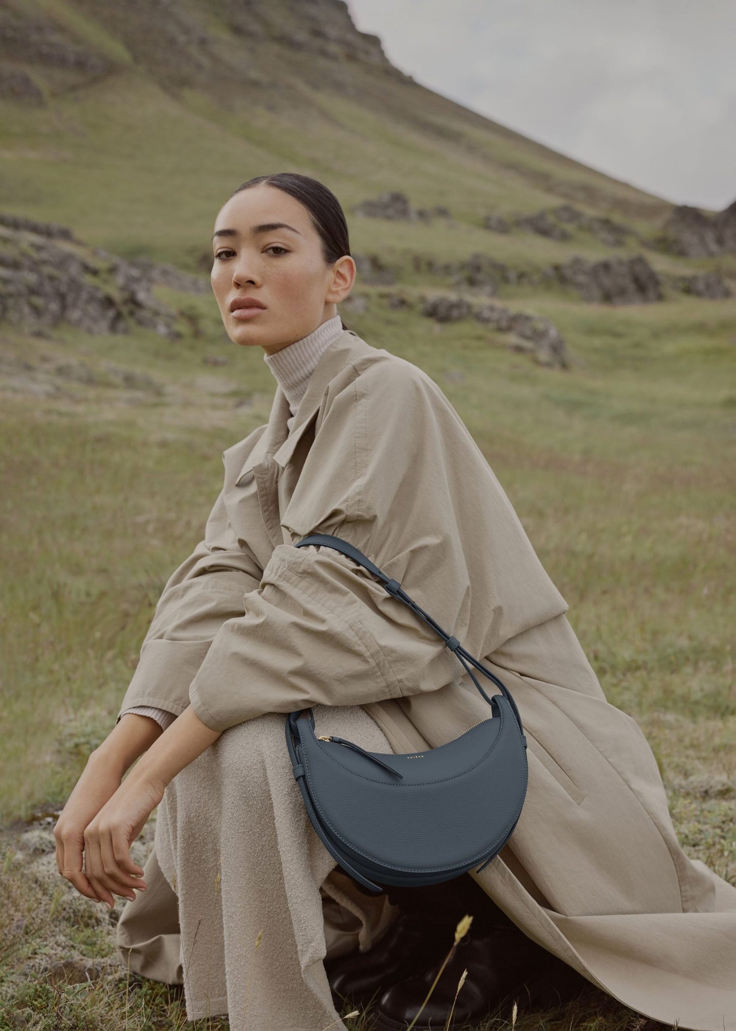 Numéro Dix – Bleu Nuit Texturé