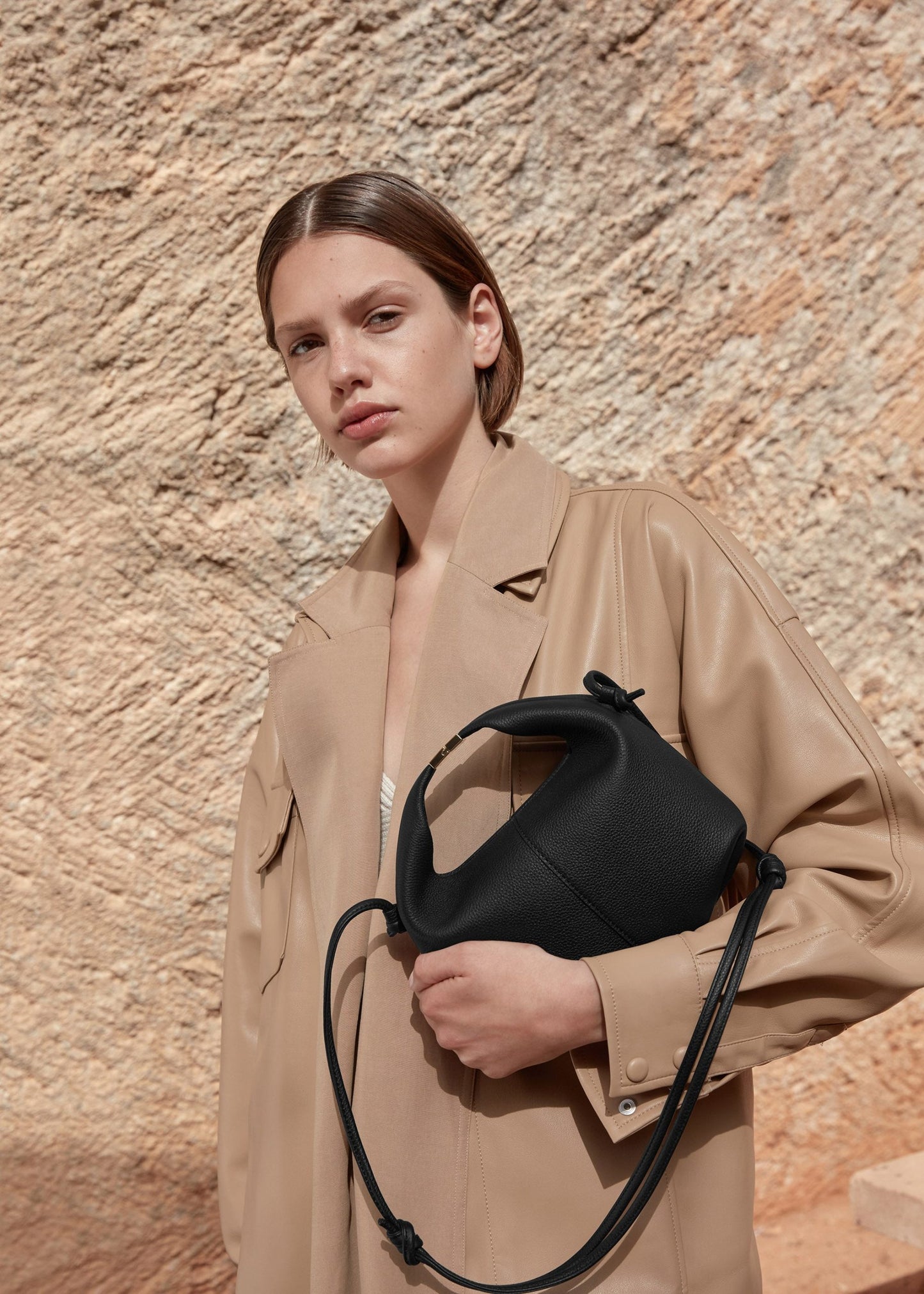 Béri – Noir texturé