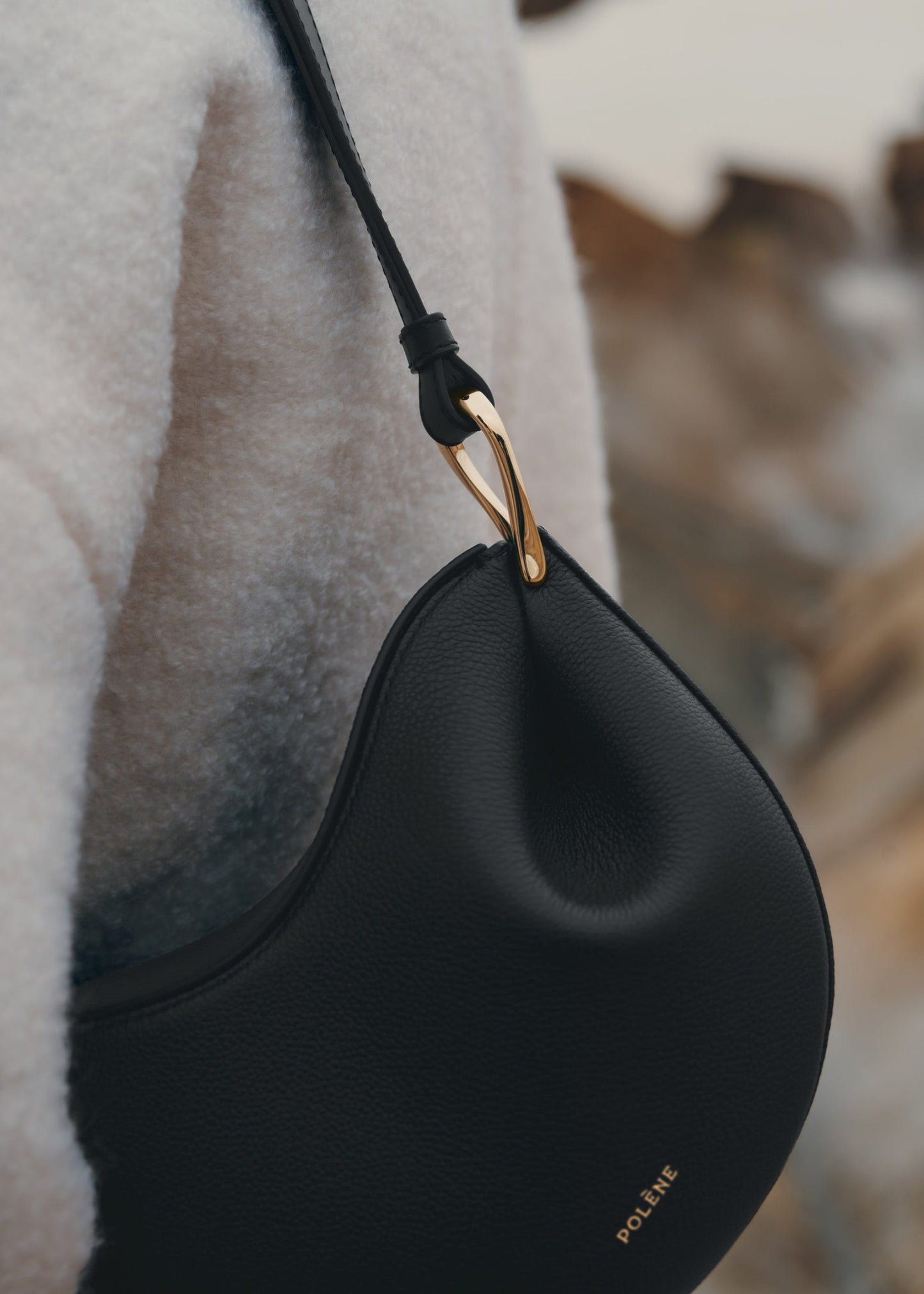 Tonca – Noir texturé