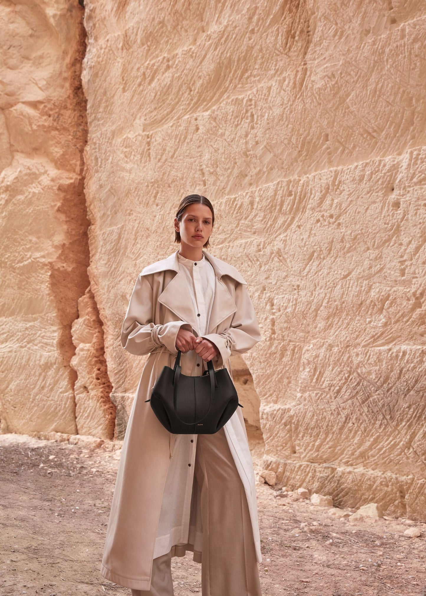 Cyme Mini – Noir texturé