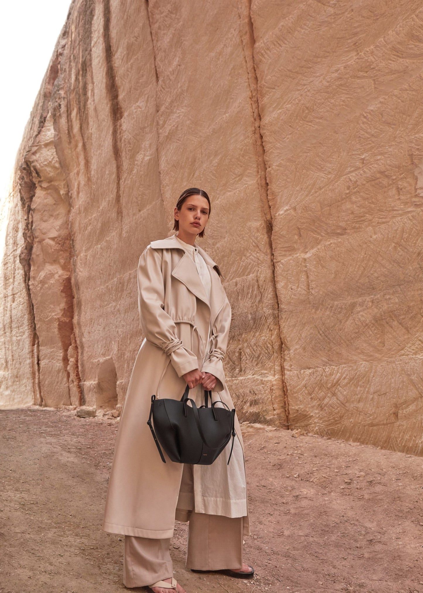 Cyme Mini – Noir texturé