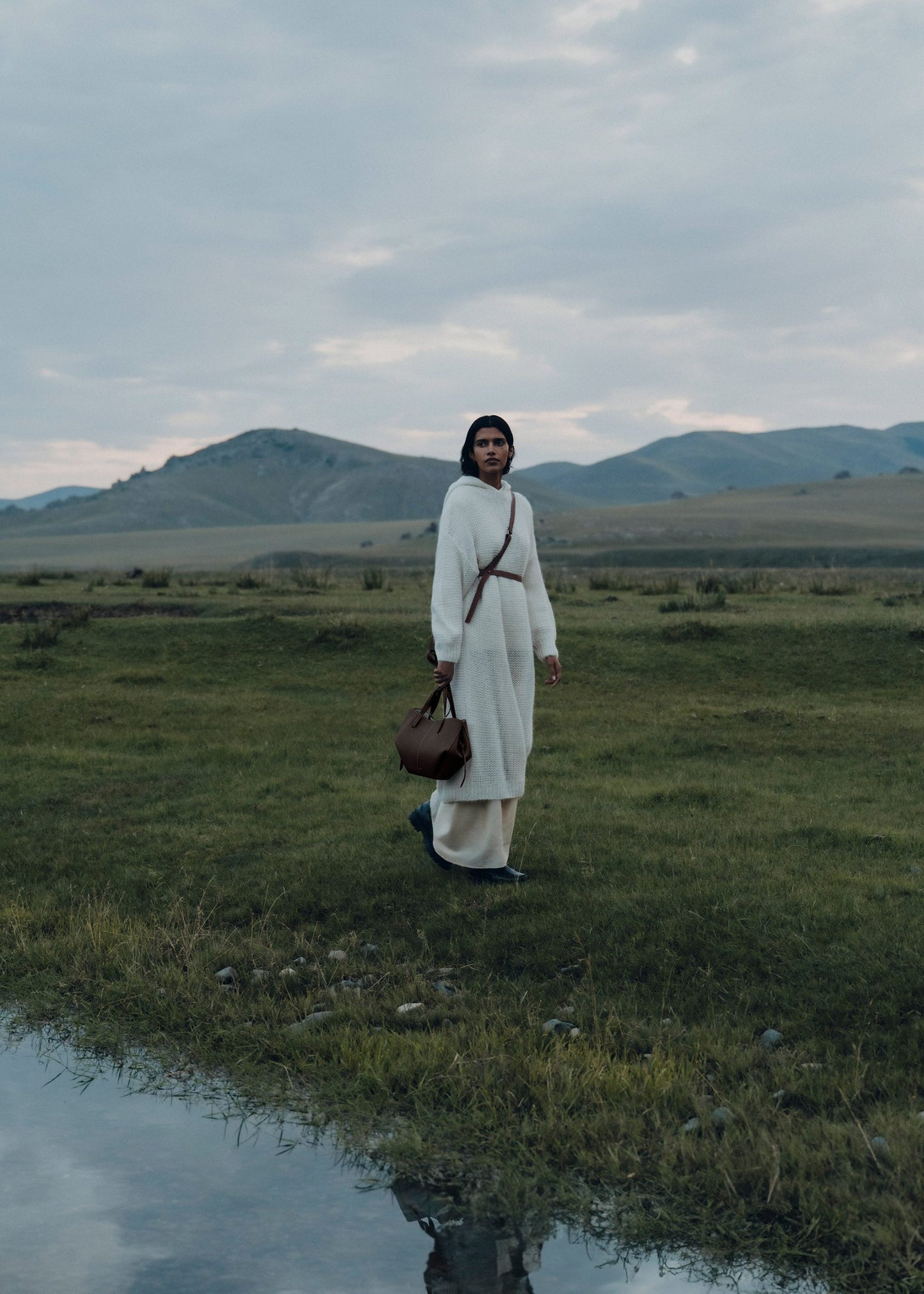 Cyme Mini – Ébène texturé