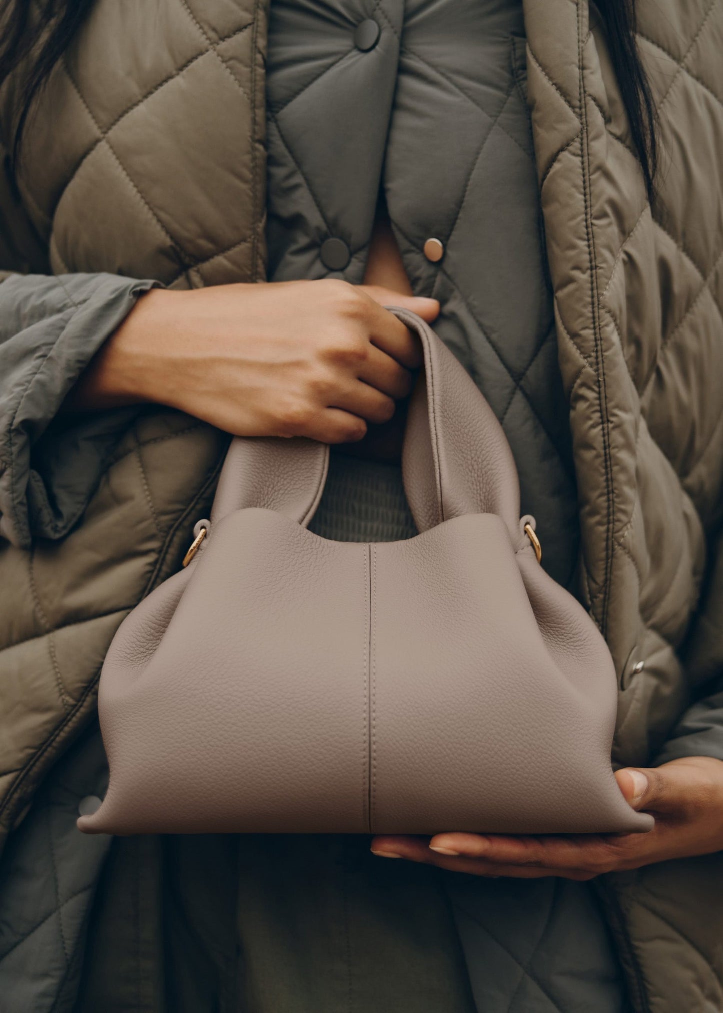 Numéro Neuf Mini – Taupe Texturé